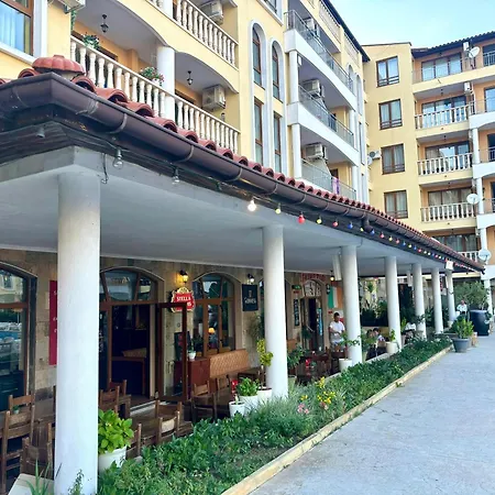 Royal Dreams - 2 Apartman *